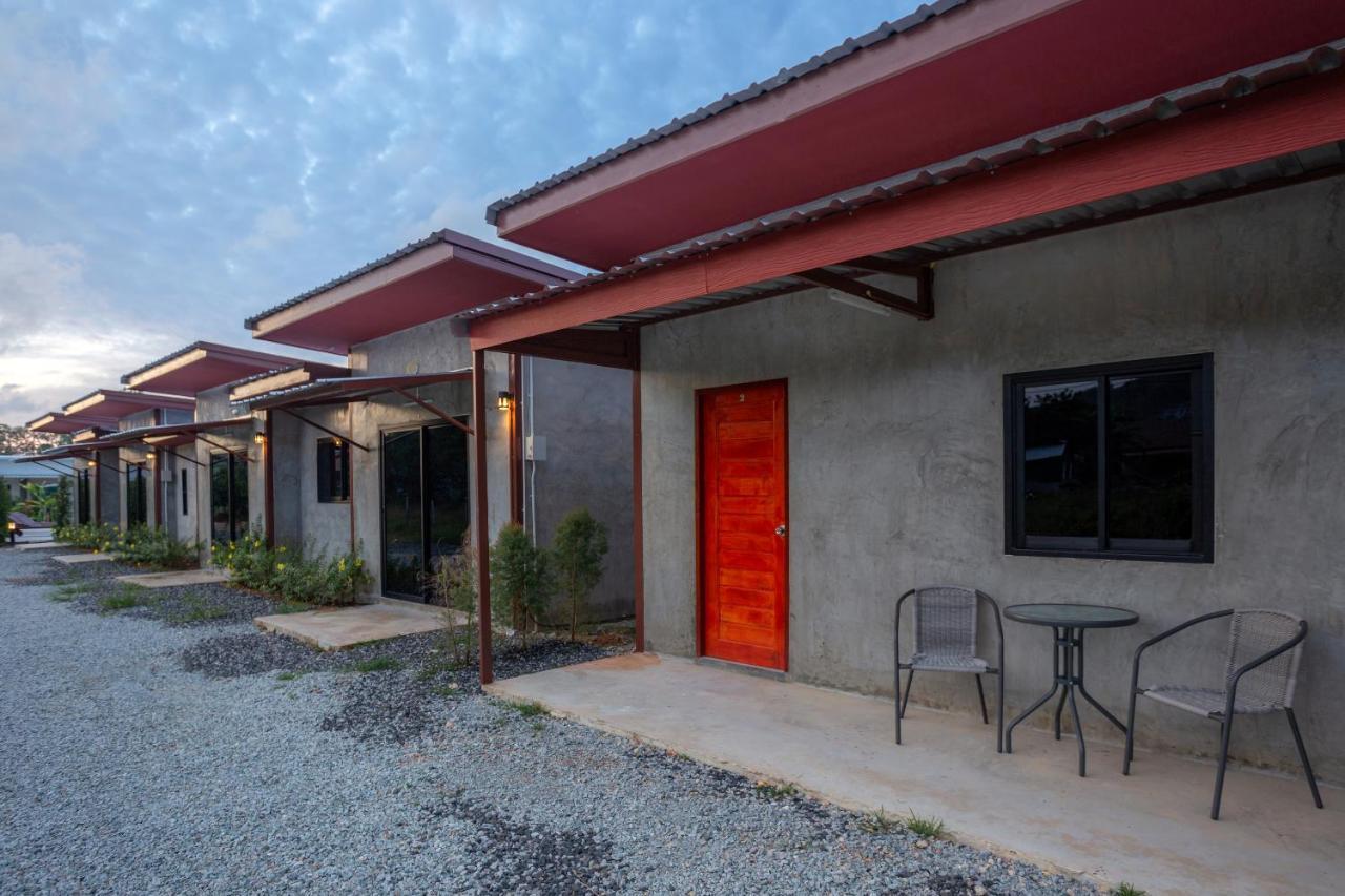 Malinee Resort Bãi biển Bang Tao Ngoại thất bức ảnh