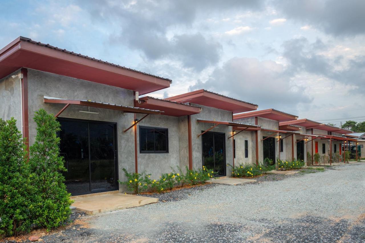 Malinee Resort Bãi biển Bang Tao Ngoại thất bức ảnh